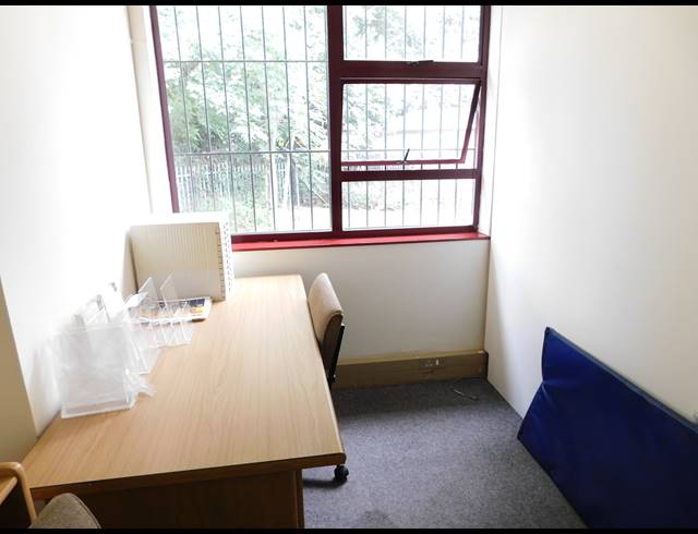 400M² OFFICE FOR SALE IN FERNDALE